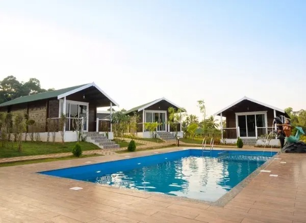 Commercial wooden structure
